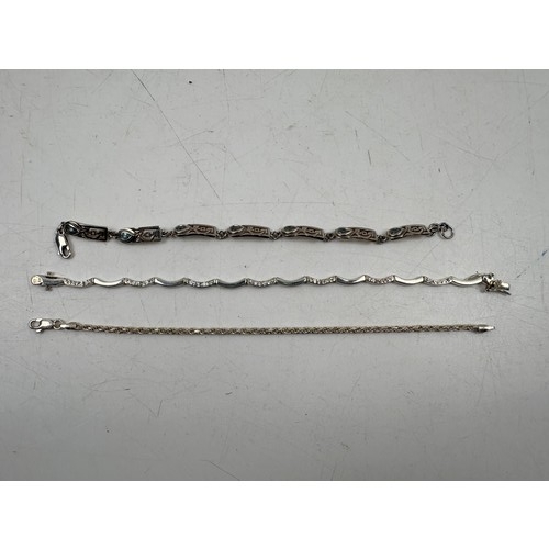 3 silver bracelets, total weight 26gms