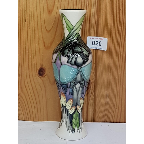 20 - MOORCROFT Large 21cm VASE IN THE TOADSTOOL DESIGN c2014