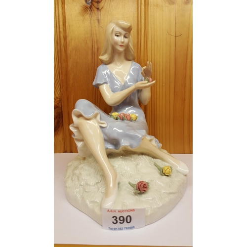 390 - ROYAL DOULTON 25.5cm FIGURINE 