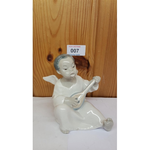 7 - LLADRO FIGURINE OF AN ANGEL