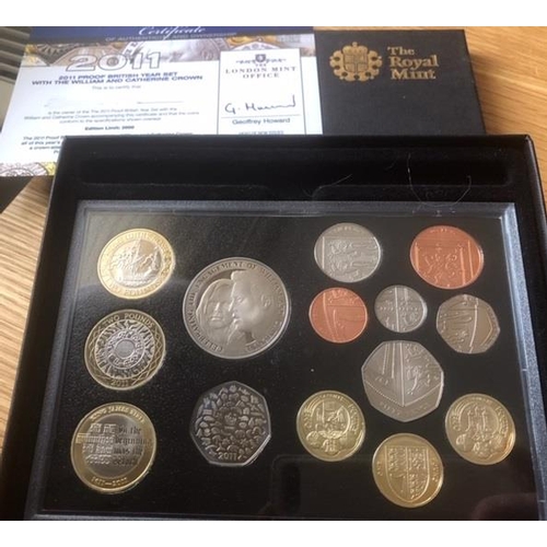 26 - ROYAL MINT 2011 YEAR SET (Proof Set)