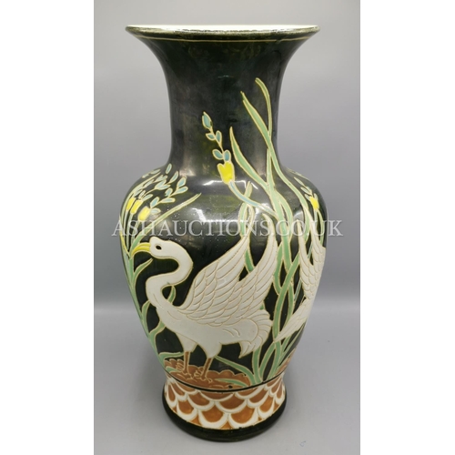 374 - LARGE VASE/UMBRELLA STAND SWAN BIRD DESIGN (Please Note This Lot Will NOT Be POSTED!!! ,Pick Up ONLY... 