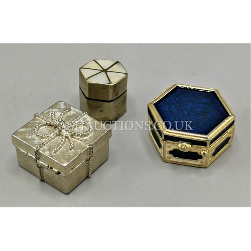 564 - TRINKET BOXES (3)