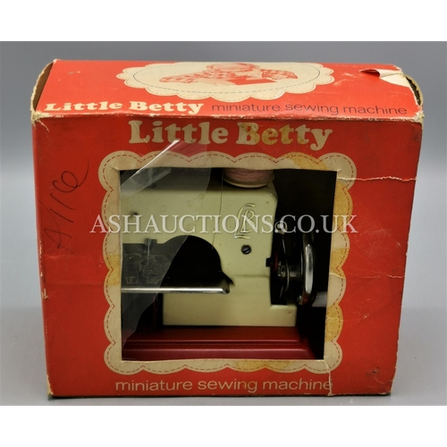 605 - CHILDS SEWING MACHINE (Original Box)