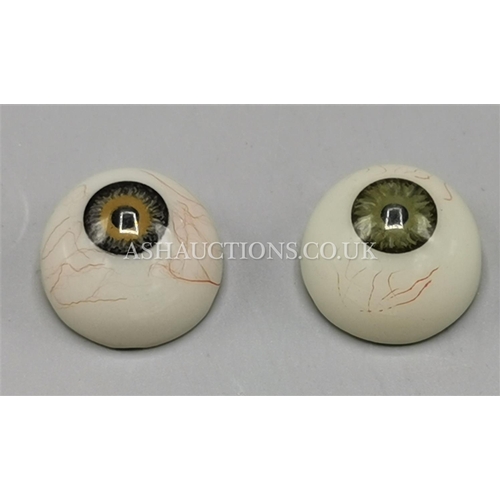 342 - PROSTHETIC EYES (Pair) (Old)