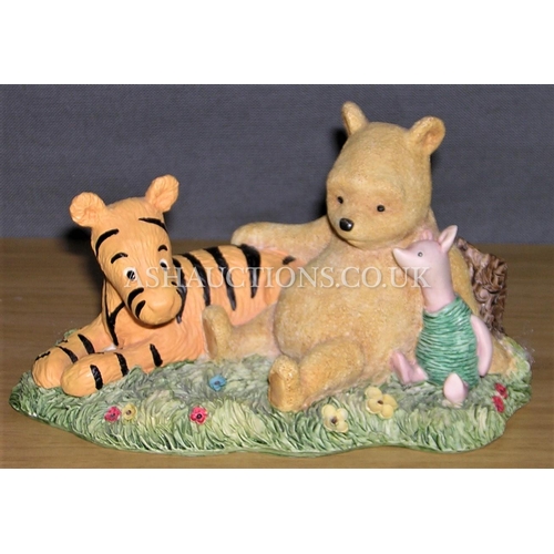 350 - BORDER FINE ARTS WINNIE THE POOH 