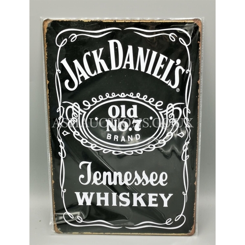 375 - METAL JACK DANIELS SIGN.
(Please Note This Lot WILL NOT BE PACKED OR POSTED...PICK UP ONLY )