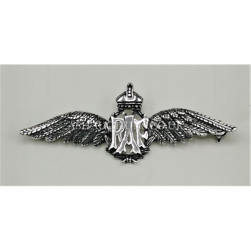 401 - PRESENTED AS A SILVER (Stamped 925) RAF SWEETHEART BROOCH (Boxed)