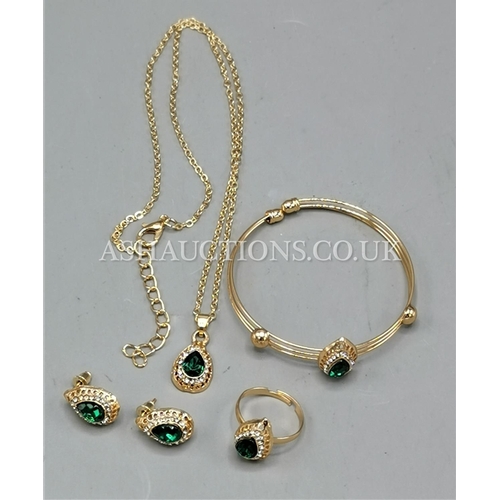 467 - PRESENTED AS A 18ct GOLD PLATED RHINESTONE BANGLE, PENDANT, RING & EARRINGS