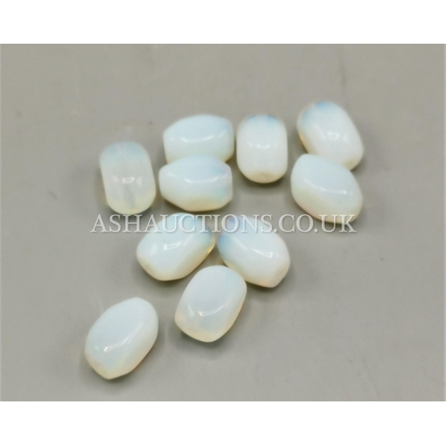 521 - PEARL BEADS (10)