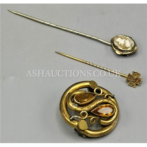 18 - STICK PINS (2) TOGETHER WITH A VICTORIAN BROOCH