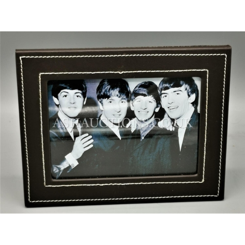 589 - FRAMED PICTURE OF THE BEATLES