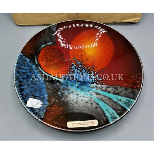 13 - ALAN CLARKE STUDIO'S 24cm Dia (Hand Painted) DISH 