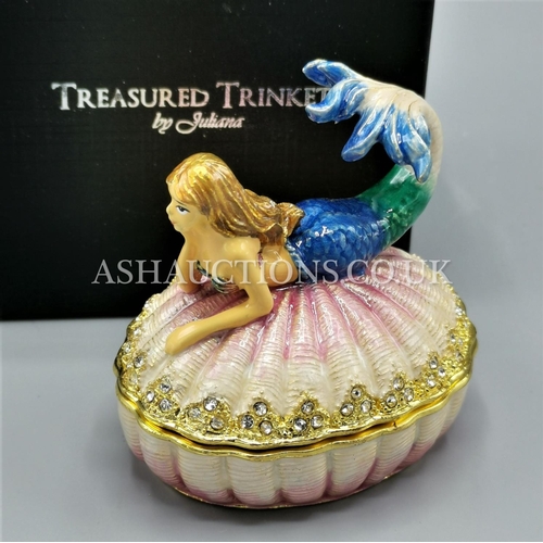 15 - JULIANA DESIGN STUDIO'S ENAMELED METAL HINGED LIDDED TRINKET BOX IN THE FORM OF A MERMAID ON SHELL F... 