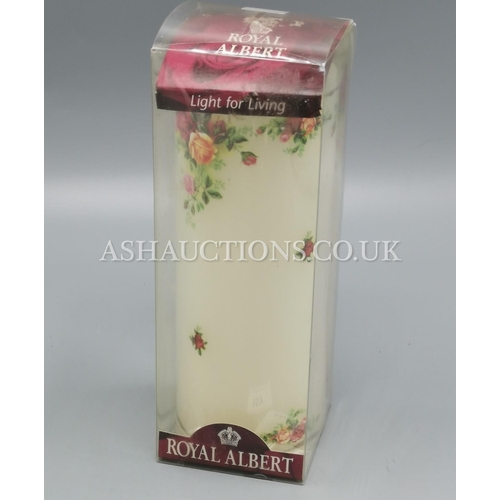 157 - ROYAL ALBERT CHINA (Large) CANDLE IN THE OLD COUNTRY ROSES DESIGN (Original Box)