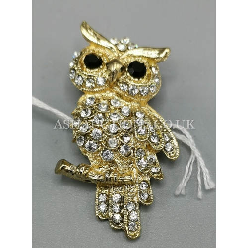 256 - STONE SET OWL BROOCH