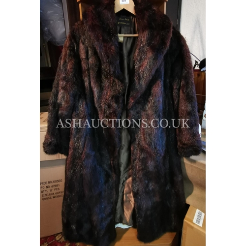 301 - FUR COAT FULL LENGTH  (Please Note This Lot WILL NOT BE PACKED OR POSTED...PICK UP ONLY, AS IS !!! )