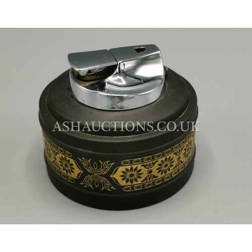 405 - WEDGWOOD BLACK JASPER WARE TABLE LIGHTER