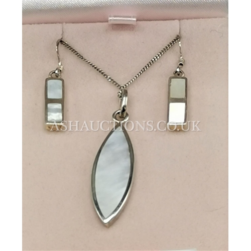 41 - PRESENTED AS A SILVER LADIES MOTHER OF PEARL NECKLACE AND EARRINGS