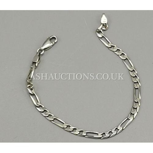 433 - PRESENTED AS A SILVER (925) FIGARO BRACELET