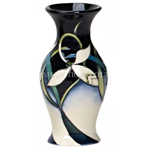 275 - MOORCROFT 12.5cm VASE (Shape No 226/5) 