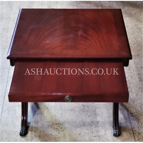 356 - MAHOGANY TABLE WITH CLAW FEET.
Please Note This Lot WILL NOT BE PACKED OR POSTED...PICK UP ONLY!!!)