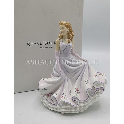 417 - ROYAL DOULTON FIGURINE 