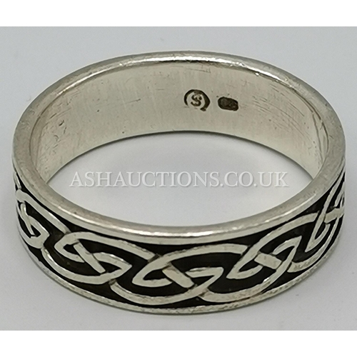 490 - PRESENTED AS A SILVER CELTIC GENTS RING (Boxed) (Size Z+)