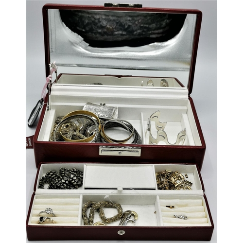 101 - JEWELLERY BOX & CONTENTS