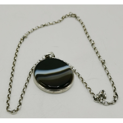 1200 - PRESENTED AS A SILVER (925) BANDED AGATE PENDANT On A SILVER (925) NECK CHAIN  (Weight 27.6 Grams)