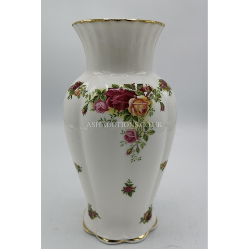 535 - ROYAL ALBERT CHINA Large 22.5cm VASE IN THE OLD COUNTRY ROSES DESIGN