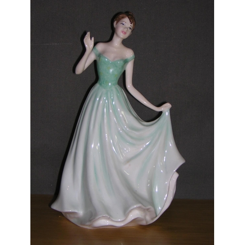 767 - ROYAL DOULTON Large 20cm FIGURINE 