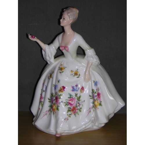 770 - ROYAL DOULTON Large 20.3cm FIGURINE 
