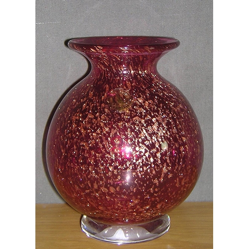 793 - LAUGHARNE GLASS VASE