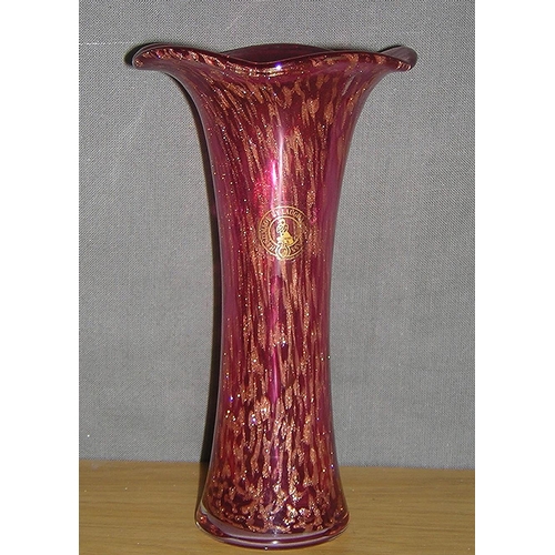 794 - LAUGHARNE GLASS VASE