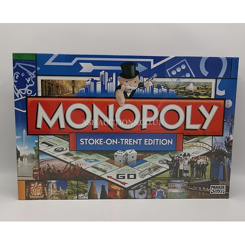 1151 - MONOPOLY BOARD GAME 