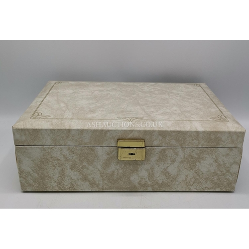 1232 - JEWELLERY BOX