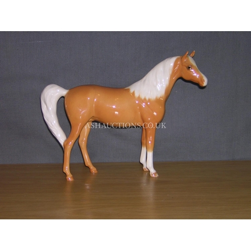 230 - BESWICK 16cm MODEL OF A HORSE (Palomino Gloss Colourway)