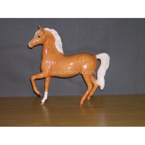 231 - ROYAL DOULTON 17.2cm MODEL OF A PRANCING ARAB TYPE HORSE  (Palomino Gloss Colourway) Designed By Mr ... 