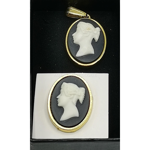 586 - BLACK CAMEO PENDANT With BROOCH c1950s