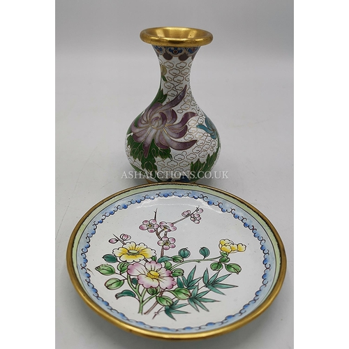 731 - ORIENTAL CLOSSONIE VASE And DISH (Old)