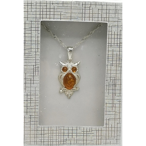 1172 - PRESENTED AS A SILVER (925) /COGNAC AMBER OWL PENDANT On SILVER CHAIN  (Boxed)