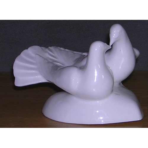 377 - ROYAL DOULTON MODEL OF TWO DOVES 