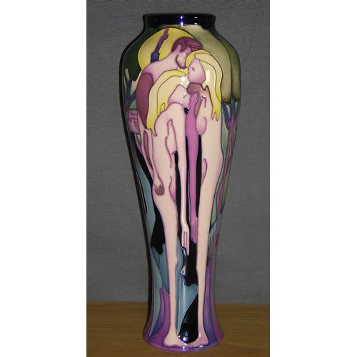 399 - MOORCROFT VASE 