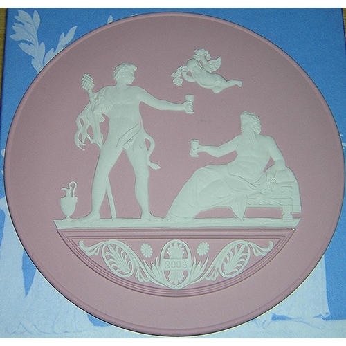 401 - WEDGWOOD PINK JASPER WARE WALL PLAQUE (Boxed)