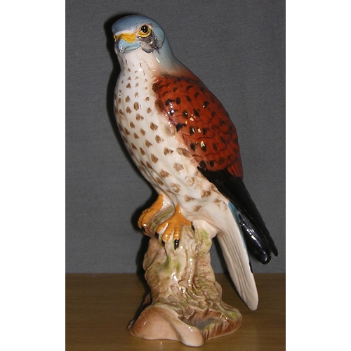 429 - BESWICK 16.5cm WHISKY DECANTER IN THE FORM OF A KESTRAL (Beswick Model No 2639) Designed By Mr Graha... 