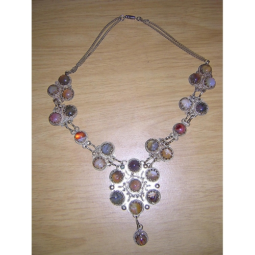 446 - SCOTTISH NATURAL STONE NECKLACE (Boxed)