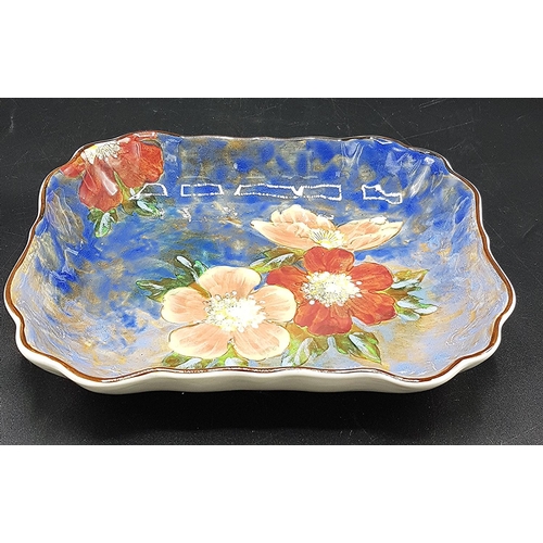 485 - ROYAL DOULTON CHINA  Large 23cm x 19cm) DISH 