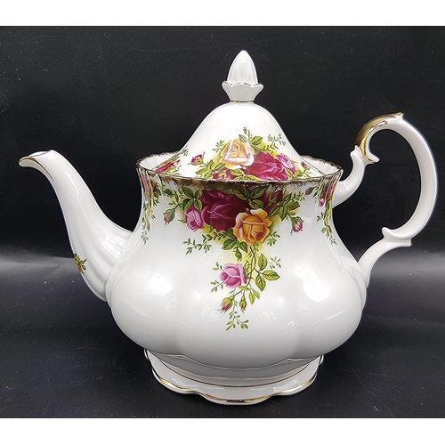 579 - ROYAL ALBERT CHINA Large 2.5 Pint TEAPOT IN THE OLD COUNTRY ROSE DESIGN