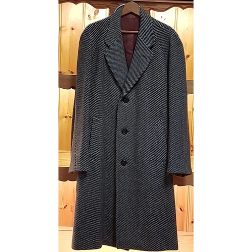 66 - PURE WOOL FULL LENGTH ,FULLY LINED GENTS OVERCOAT (Made In England By Simpsons The Taylors)